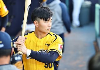 2022_04 江坤宇