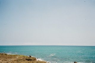 淡藍海